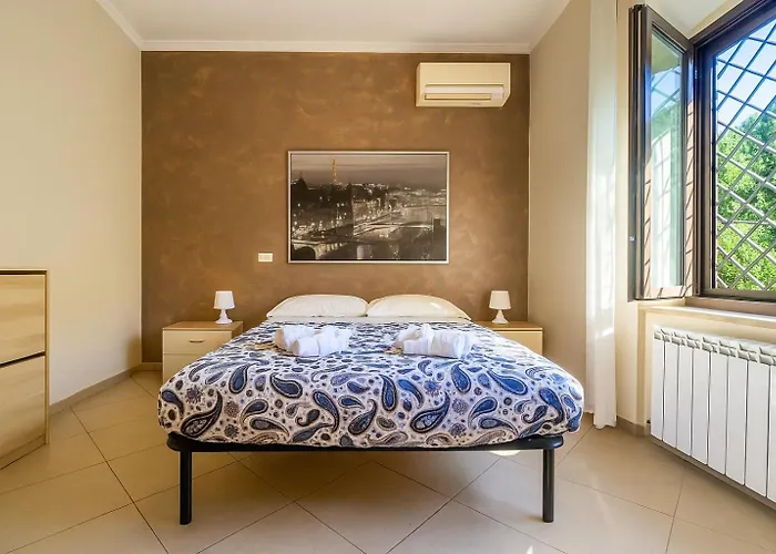 Free Parking 5 Minutes From The Bus Stop Daire *